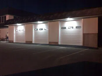 Garage Door Solution Service Staten Island, NY 347-783-5808 - com-gdr-16m